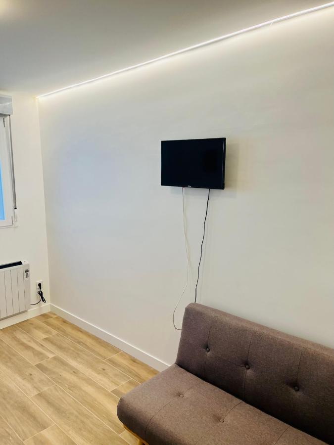Bernabeu/ C.Universitaria Apartments Madrid Esterno foto