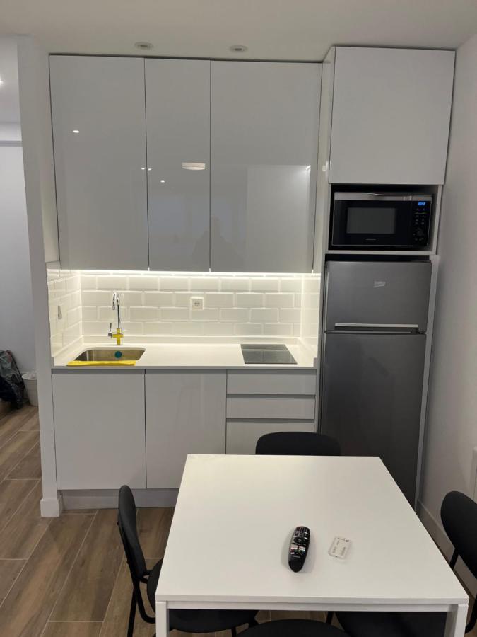 Bernabeu/ C.Universitaria Apartments Madrid Esterno foto