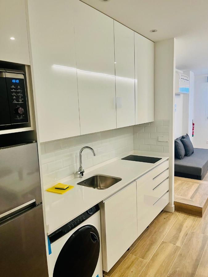 Bernabeu/ C.Universitaria Apartments Madrid Esterno foto