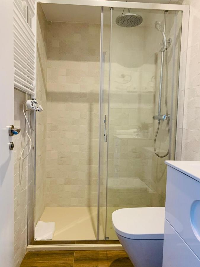 Bernabeu/ C.Universitaria Apartments Madrid Esterno foto