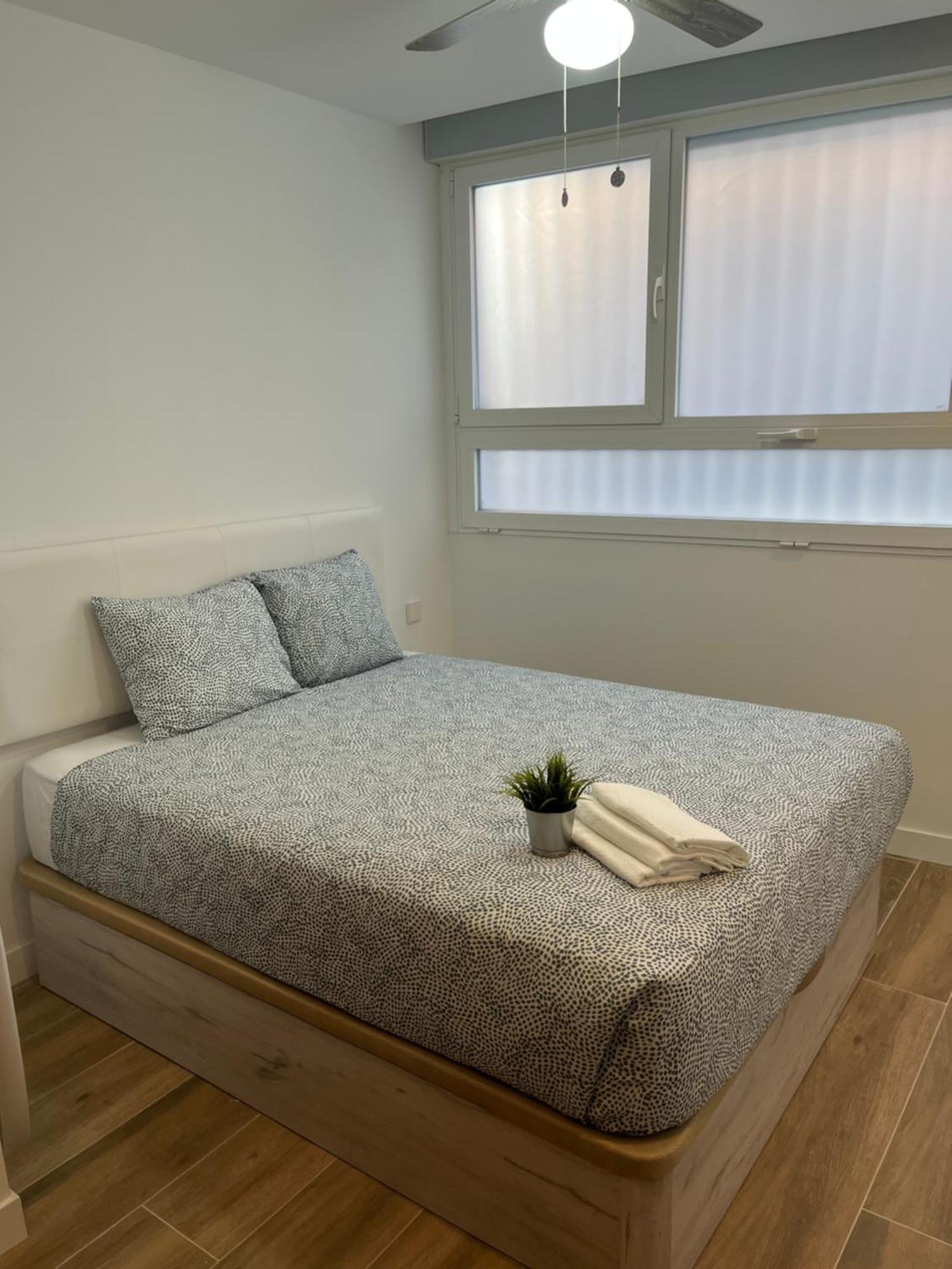 Bernabeu/ C.Universitaria Apartments Madrid Esterno foto